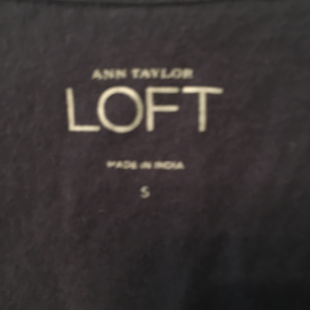 🎒 Loft Ruffle Tank Top - Picture 2 of 2